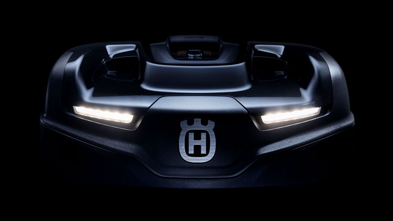 Husqvarna - Reklamní spot na robotické sekačky Automower